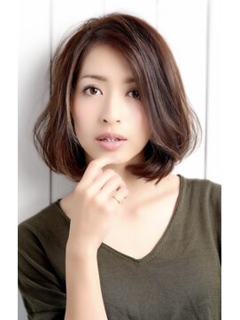 リアン(lien) ien.相楽ナチュラルボブ/オリーブカラー/ハイライトカラー/小顔