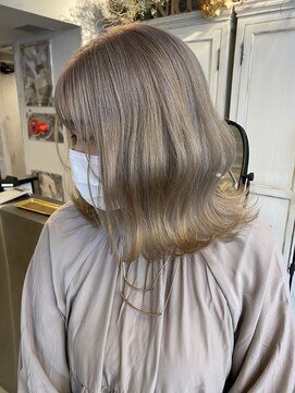 ヘアスタジオニコ(hair studio nico...) ブロンド