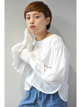 ノーラン(NoLan) 軽やかカラーのモードなショートボブ