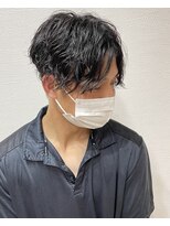 前下がりセンターパートソフトツイストスパイラルパーマ