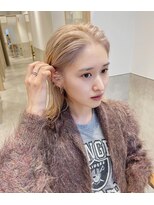 スニュウ(snuw)&nbsp;ホワイトベージュ　伏見/栄/ブリーチ/ボブ