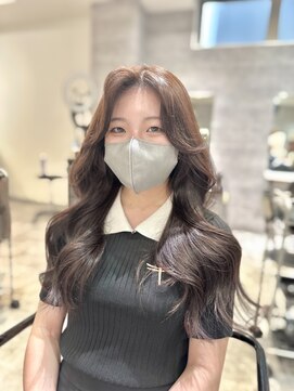 アンダーバーホワイト(_WHITE) 韓国ヘア　レイヤーカット　大人かわいいロングヘア