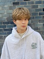 イヴォークトーキョーオーサカ(EVOKE TOKYO osaka)&nbsp;王道パーマ マッシュウルフ 韓国風