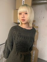 ノラ シブヤ(NORA)&nbsp;ミディアムウルフ/フェイスレイヤー/ハイトーンカラー