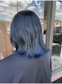 インナーブルー×ネイビーグレー×寒色系カラー×レイヤー