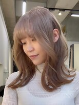 ソル オモテサンドウ 表参道 青山(SOL . OMOTESANDO)&nbsp;ミルクティーベージュレイヤーインナーカラーグレージュカラー