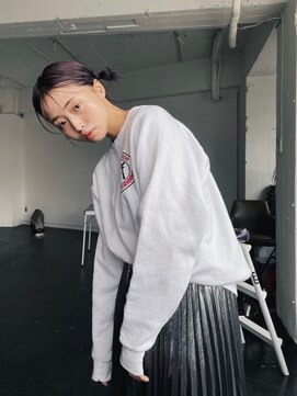 エイチ(H) ミニウルフ30代ミディアムオリーブグレージュミニボブミディアム