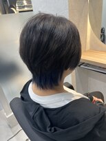 ニカ(NIKA) ショートウルフ