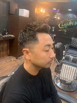 クラシコ(CLASSICO) バーバーカットバーバースタイルバリカンスーツ面接就活モテ髪