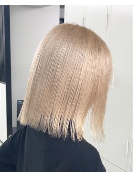 レブ 心斎橋(REV.) 着物/フェミニンロング/似合わせカット/ウェーブミディアム/大阪