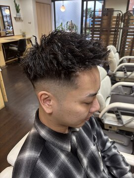 マモル(MAMORU) ツイストパーマ