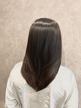 イル(il) 美髪髪質改善ストレートレイヤー