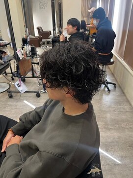 ナンバー エミライ 溝の口(N° emirai) 爽やかツーブロック刈り上げ束感アップバング