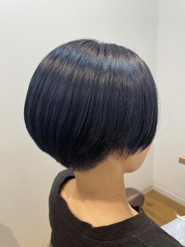 フーヘアーリビング(Fuu Hair Living) ネイビーカラー