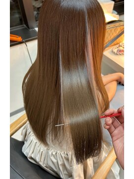 アリアツイン バイ エクラート 池袋西口店(ARiA TWiN by ECLART) 【圧倒的艶髪】髪質改善メテオカラー、カット
