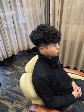 ヘアーイーダッシュ(HAIR E') スペインカール