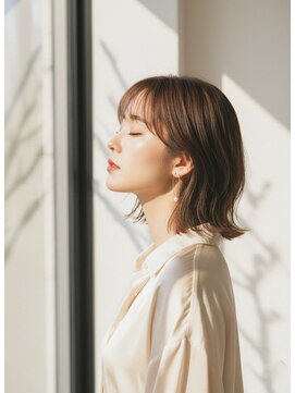 大人可愛い20代30代40代小顔ひし形ボブ外ハネボブ