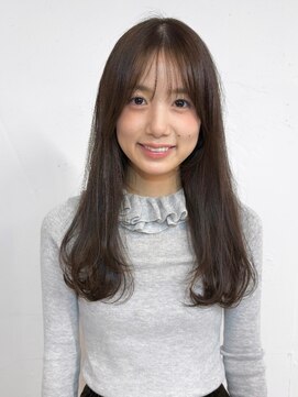 グレージュ/顔まわりカット