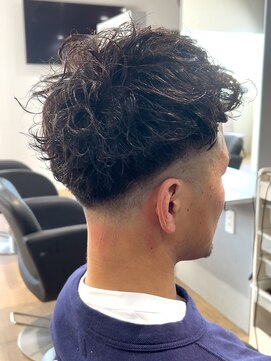 ブレイク(BREK) BREK/20代30代40代大人/スペインカール/フェード