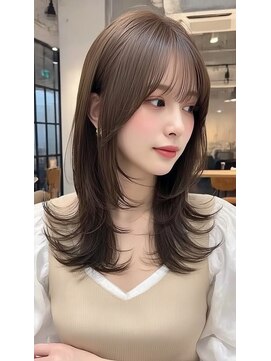 レス(Les.) ミディアムレイヤーバタフライカットハッシュカットダークグレー