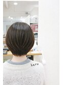 ショートボブ