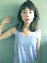 ナヌーク シブヤ(nanuk shibuya)&nbsp;【nanuk】短め前髪でヌケ感ヘア◇クセ感ミディアムグレージュ