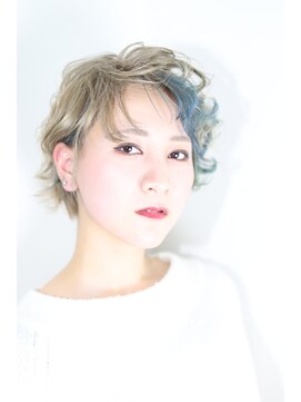 マルルヘアーデザイン(Maururu) シルバー＆ライトブルー