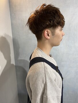 クウ(KU.) ツイストパーマ