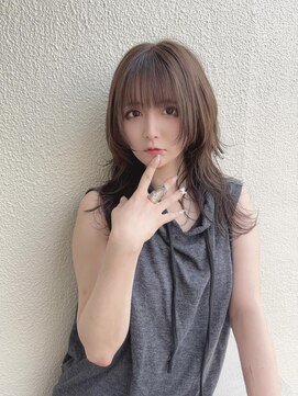 リアイス(Re:ICE) グレージュアッシュフェイスレイヤーロングウルフ