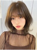 表参道アフロート張替　ミディアムヘア　くびれラシルエット