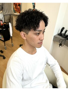 ビカム 名駅(become) 【アップバング×ツイストスパイラルパーマ】スパイキーショート