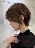 横浜西口切りっぱなしミニボブショートレイヤー前下がり前髪なし