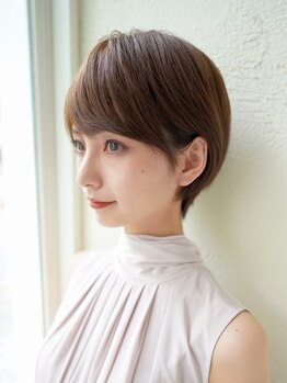 大胆なスタイルチェンジもお任せできる高いカット技術＊耳にかけても可愛いシルエット◎