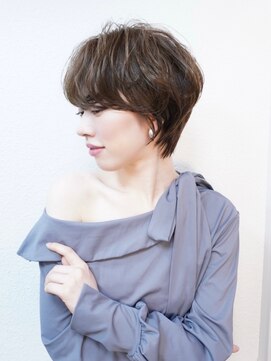 ハウスアンドヘアーワークス(House&Hair works) 前髪長め大人小顔ショート30代40代50代　藤沢
