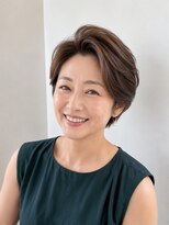 シオミエイチ タイムレス 垂水(shiomi H timeless)&nbsp;アップバングショート/マロンベージュ/美シルエット