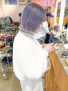 アルボ バイ ミラ 心斎橋(ARVO by MILA) 心斎橋/ブリーチ/ケアブリーチ/レイヤーカット/ラベンダー
