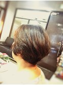【CAN】クセっ毛を活かした、大人の前下がりグラデーションボブ