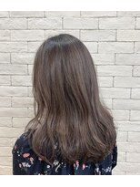 ルチナ 秦野(Lucina)&nbsp;ハイライト/ラベンダーグレージュ/透明感