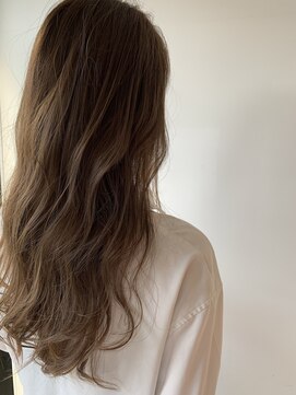 ビューティーリゾート アカヒゲ(Beauty Resort AKAHIGE) 王道透け透けアッシュ