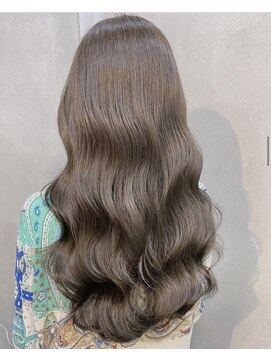 ジーナ セントラル銀座(Zina) 王道オリーブグレージュ