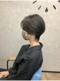 ウルフショート　オリーブグレージュ　ウルフヘア