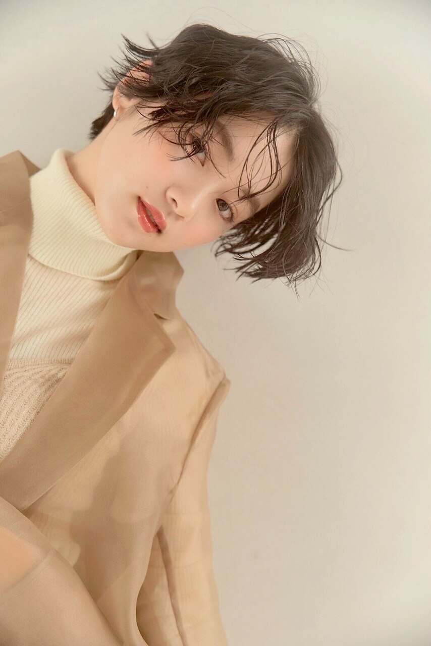 【人気】カット＋カラー＋選べるヘアケアシャンプー付　￥10500