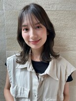 ビュートリアム265(BEAUTRIUM 265)&nbsp;ミディアム/くびれレイヤー/レイヤーカット/顔周りカット/銀座