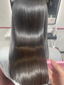 エクリ(equri×SHISEIDO) 【目黒美容室】SHISEIDOサブリミック酸熱トリートメント