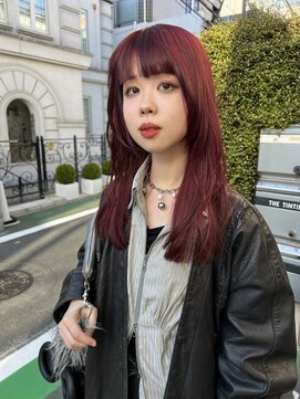 ジーナ オモテサンドウ(XENA) カシスレッド×ボルドーカラー（表参道）