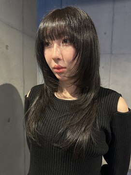 レオニード 表参道(LEONID) 顔まわりレイヤー　ロング