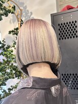 マニア(mania.)&nbsp;アンブレラカラーインナーカラーハイトーンボブホワイトカラー