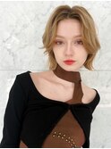 ボブ美髪くびれワンカールハイトーンブロンド
