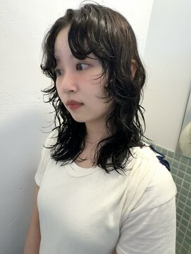 ヘン(hen) 【心斎橋hen】ミディアムウルフパーマ