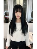 レイヤーカット×黒髪ロング